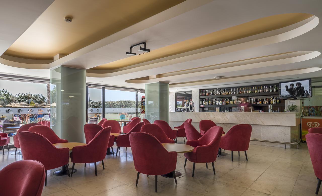 Interpass Vau Hotel Apartamentos Portimão Eksteriør billede