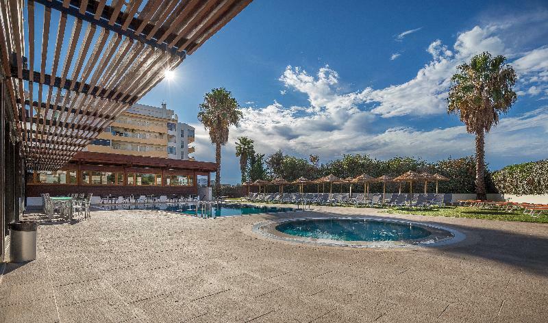 Interpass Vau Hotel Apartamentos Portimão Eksteriør billede